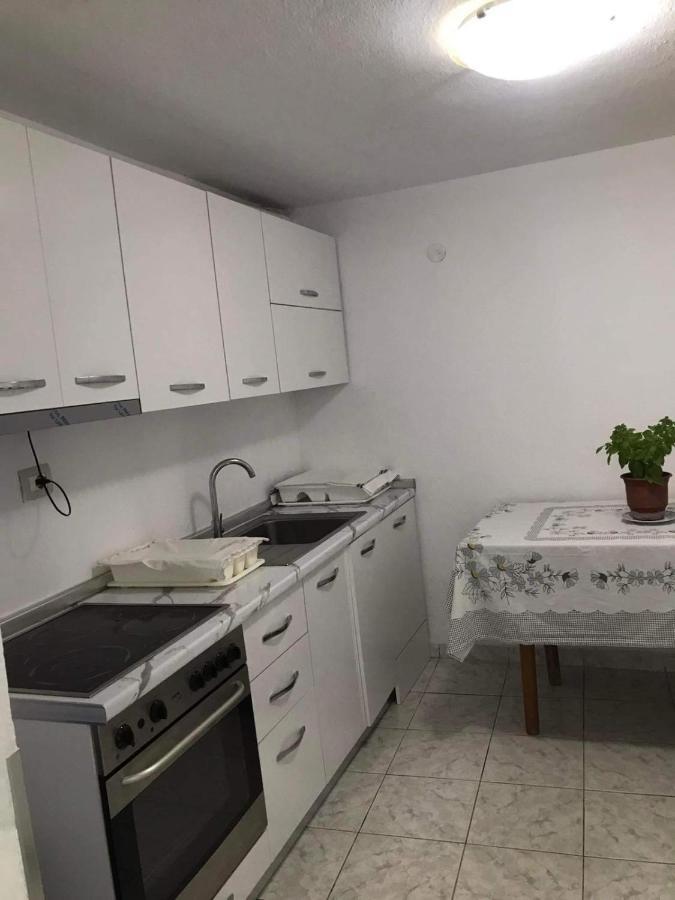 ホテルHouse ジロカストラ エクステリア 写真